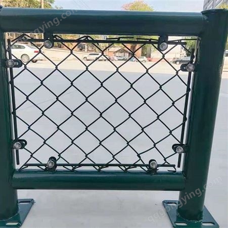 朗高丝网制品 球场围网 羽毛球运动场 光滑平整 勾花铁丝围栏网