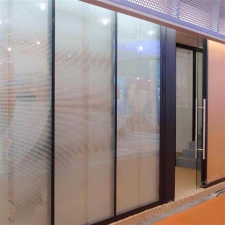 西安办公室玻璃隔断10年行业经验 售后无忧 钢结构框玻璃隔断
