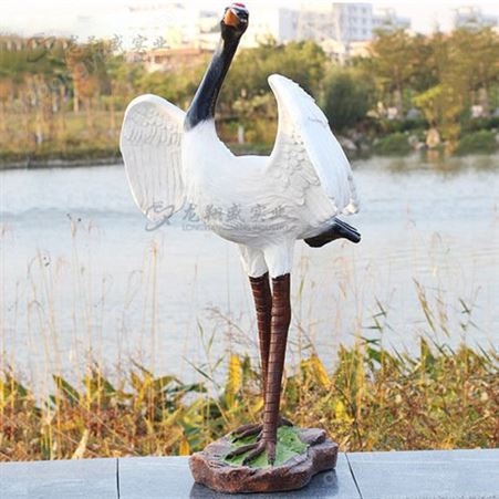 惠州玻璃钢仙鹤雕塑户外假山水池仿真动物摆件花园庭院雕塑景观小品