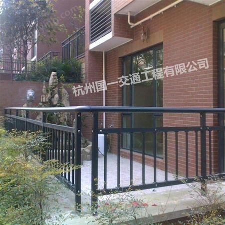 选锌钢材质 小区围墙 学校围墙护栏别墅家用阳台护栏就找 杭州国一 护栏厂家