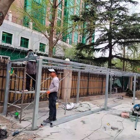北京封天井钢化玻璃隔断厂家